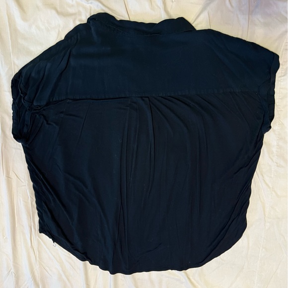 Ava & Viv Collared Blouse - Picture 2 of 3